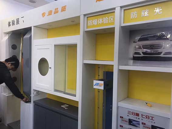 定做木质玻璃柜台货架 食品展柜 数码展柜的工厂